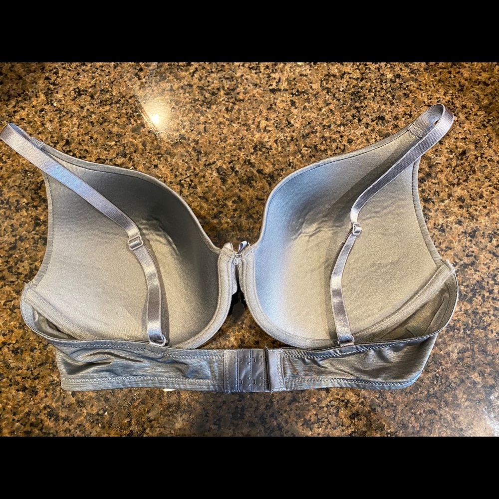 Bra - Picture 4 of 7